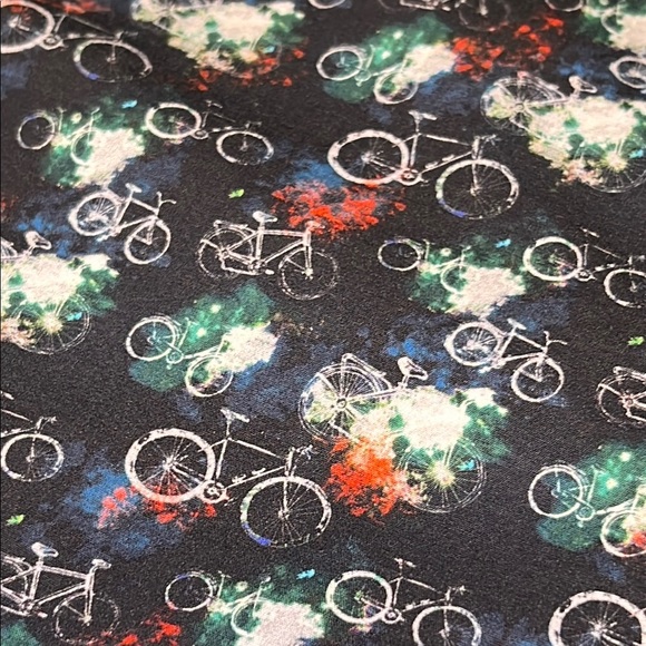 A Fish Named Fred Bicycle Patterned dress Shirt. Size Medium. - Picture 3 of 11